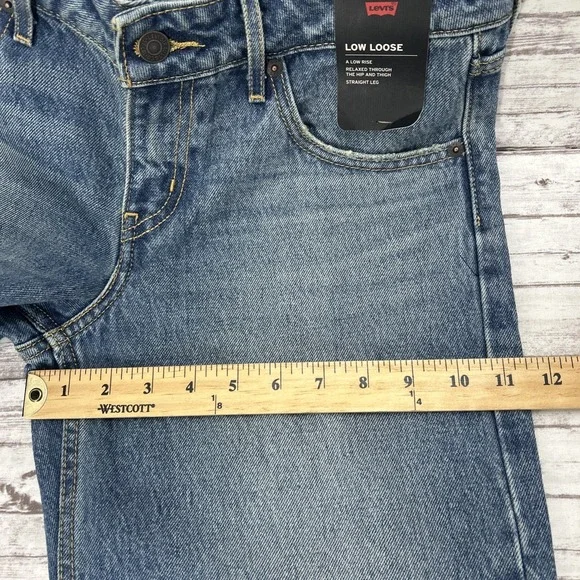 Levi's Premium Low Loose Jeans Women's Sz 26x30 Light Wash Straight Leg Cotton - Picture 11 of 13